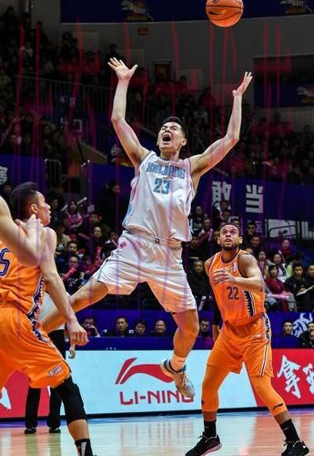 常规赛1月18日:上海久事VS新疆伊力特 集锦 常规赛1月18日:上海久事VS新疆伊力特 集锦